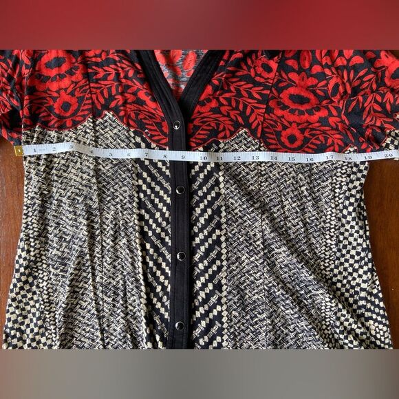 Soft Surroundings Women’s Button Down Patterned Red Black Collared Top, Large - Picture 5 of 10